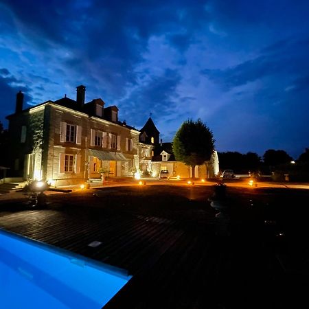 French Correze Moulin Bleu Hotel Saint-Pantaléon-de-Larche Exterior photo
